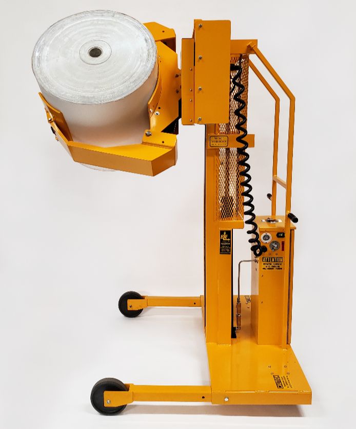 02-ER-with-RCR2336-16-Clamp-holding-a-raised-roll
