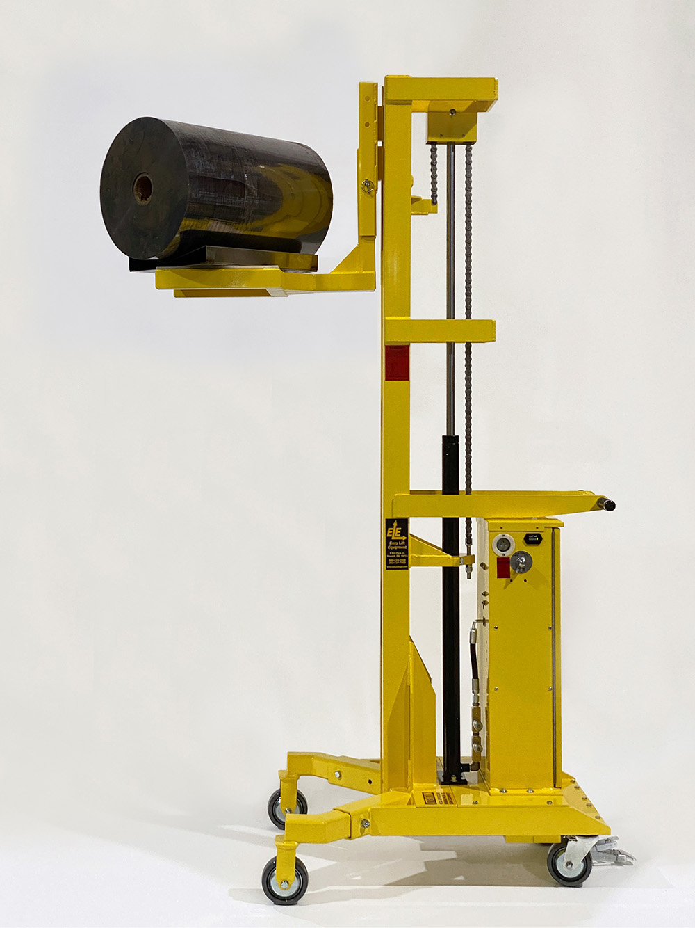 02-Roll-Transporter-with-VPAN-and-increased-60-inch-lift-height-1