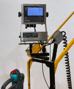 03-RH-with-Mettler-Toledo-256x-scale-1