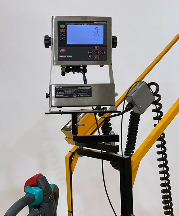 03-RH-with-Mettler-Toledo-256x-scale